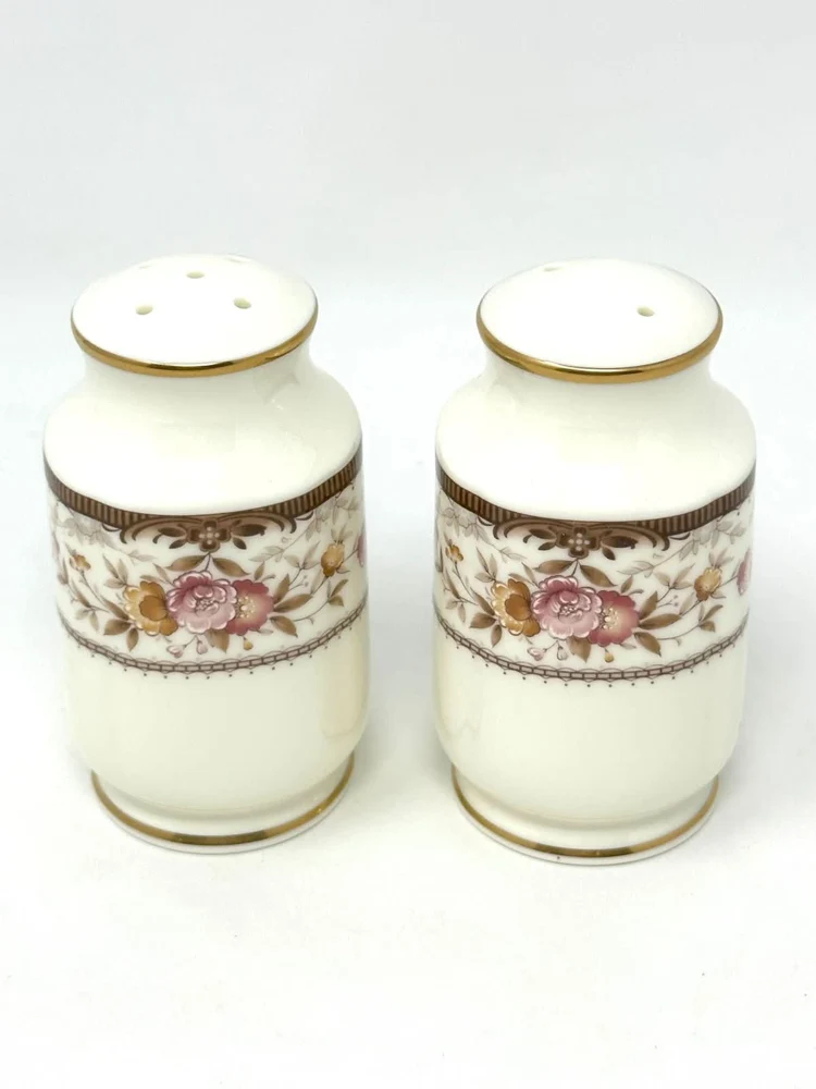 NORITAKE BRENTLY SALT AND PEPPER SET