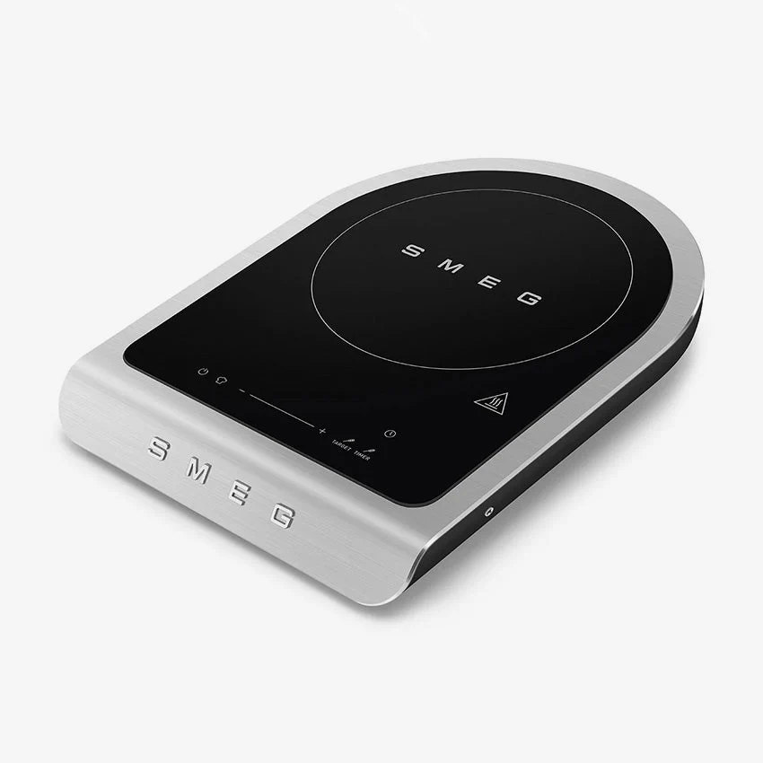 Smeg | Portable Induction Cooktop — Matte Black